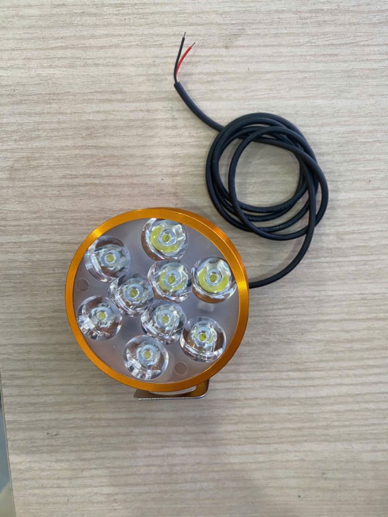 Đèn trợ sáng 9 bóng viền vàng