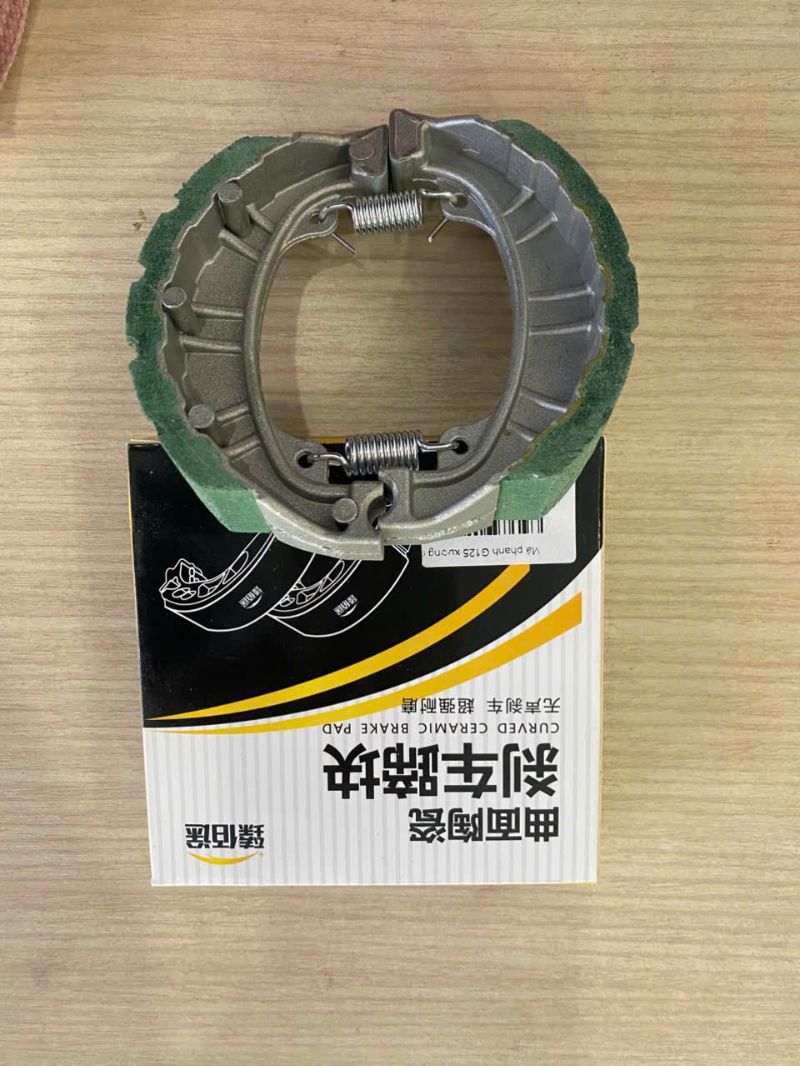 Má phanh G125 xương cá